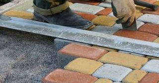 Укладка клинкерной брусчатки в Троицке: цена от 825 руб. за м2