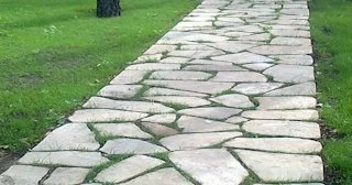 Профессиональная укладка камня на дорожки в Троицке в октябре